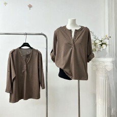 批发凉皮itspipi 暮灰茶色慵懒感翻领上衣女宽松<b class='q'>显瘦</b>长袖咖色休闲<b class='q'>衬衣</b>