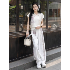 批发2026夏季新款烫钻<b class='q'>小熊</b>时尚休闲百搭套装