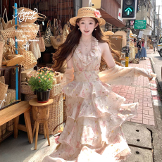 批发】花间浮夏 度假风挂脖露背蛋糕长裙