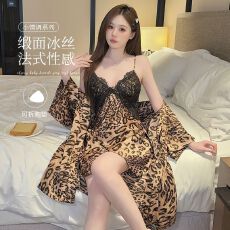 批发2025新款性感豹纹睡衣女夏冰丝带胸垫<b class='q'>蕾丝</b>纯欲美背吊带睡裙两件套