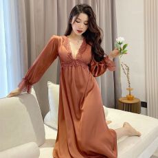 批发新款带胸垫睡裙女士长袖蕾丝边V领弹力缎面冰雪丝绸睡衣超长睡裙