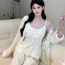 批发海岛绒<b class='q'>睡衣</b>性感冬季吊带胸垫性感<b class='q'>三件套</b>保暖家居服波点