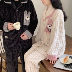 批发冬季提花绒简约时尚男士<b class='q'>睡衣</b>家居服纽扣<b class='q'>情侣</b><b class='q'>睡衣</b>女男加厚