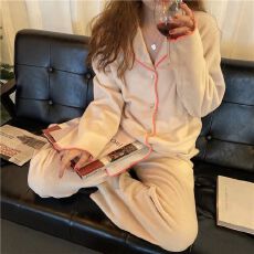 批发杏红边网红ins冬季法兰绒新款睡衣女学生家居服加绒加厚