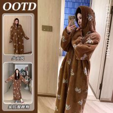 批发2025新款蝴蝶结印花连帽睡衣女秋冬珊瑚绒柔软舒适长睡袍