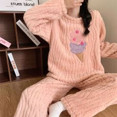 批发秋冬天新款加厚树皮绒睡衣女长袖宽松加绒保暖家居服网红甜美套装