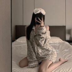 批发网红爆款冬季新款豹纹纯欲<b class='q'>睡衣</b>女生时尚甜美家居服外穿