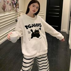 批发网红冬季新款半边绒<b class='q'>睡衣</b>女卡通甜美学生家居服外穿