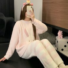 批发半边绒<b class='q'>睡衣</b>女生冬季新款加绒卡通蝴蝶结学生家居服外穿