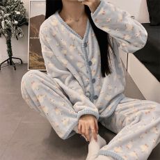 批发法兰绒 秋冬季珊瑚绒睡衣女长袖开衫甜美外穿家居服<b class='q'>套装</b>