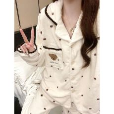 批发法兰绒 冬季珊瑚绒睡衣女加厚翻领开衫甜美家居服<b class='q'>套装</b>