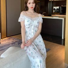 批发<b class='q'>夏</b>季短袖带胸垫睡裙女士蕾丝花边V领缎面冰雪丝绸睡衣