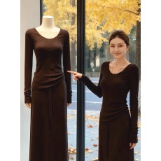 批发欧货圆领长袖针织衫女秋季2025新款<b class='q'>修身</b>毛衣打底衫内搭上衣潮套装