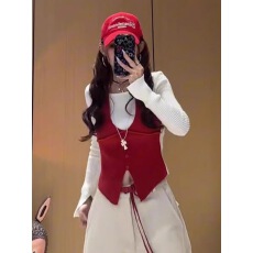 批发学院风穿搭咖色<b class='q'>假两件</b>毛衣女2025秋季新款时尚百搭显瘦<b class='q'>针织衫</b>上衣