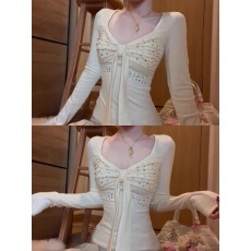 批发蝴蝶结烫钻v领长袖杏色<b class='q'>T</b><b class='q'>恤</b>女秋冬修身收腰纯欲风紧身加厚打底上衣