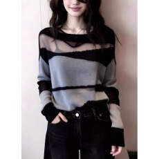 批发超好看独特漂亮韩系灰色针织V领<b class='q'>冬</b>装短款高级感绝美轻奢内搭上衣