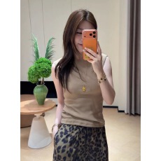 批发修身<b class='q'>显瘦</b>圆领吊带背心2026夏女百搭内搭外穿时髦气质上衣