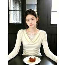 批发2026秋季设计感花朵荡领上衣女<b class='q'>甜美</b>温柔风修身显瘦长袖内搭打底衫