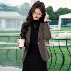 批发高级感西装外套女2025新款春秋<b class='q'>冬</b>小个子修身时尚气质显瘦短款西服