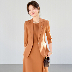 批发七分袖<b class='q'>小西装</b><b class='q'>外套</b>女春夏新款时装气质女神范爆款西装连衣裙套裙