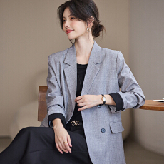 批发<b class='q'>小西装</b>外套女2026新款秋冬<b class='q'>修身</b>气质短款小个子休闲女士西服