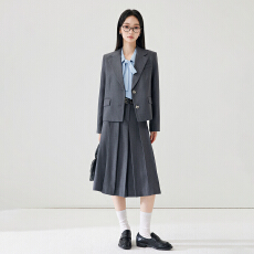 批发灰色短款小西装外套女高腰 A 字中长半身裙学院风通勤两件套