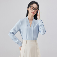 批发清新蓝 V 领雪纺衬衫女秋季知性办公正装内搭简约垂感<b class='q'>职业</b>衬衣女