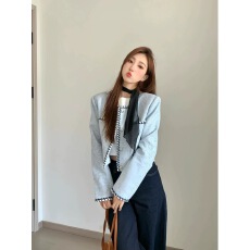 批发小香风粗花呢短款长袖外套女秋<b class='q'>冬</b>新款名媛气质设计感小众别致上衣