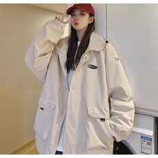 批发冲锋衣外套女复古高级设计感小众秋<b class='q'>冬</b>季ulzzang港风美式工装夹克