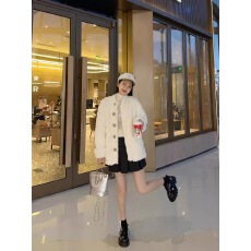 批发高级感小香风外套女冬2025新款奶fufu环保羊羔绒皮草毛茸保暖上衣