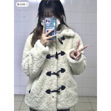 批发冬季新款加厚仿兔毛小香风外套女设计感韩系羊羔毛牛角扣毛毛上衣