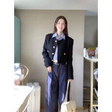 批发小个子香风黑色外套女早初秋2024新款爆款厚高级感设计感短款上衣
