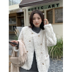 批发软糯小香风羊羔毛外套女秋冬短款加厚毛毛绒气质高级感小个子上衣