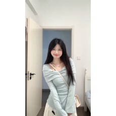 批发法式蓝色长袖连衣裙子女春装2025超火新款小个子香风气质长裙套装