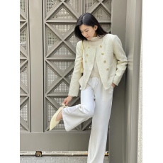 批发小香风短<b class='q'>外套</b>女装秋季2024年新款设计感短款粗花呢<b class='q'>长袖</b>百搭上衣潮