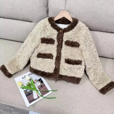 批发小香风仿羊羔毛保暖短款外套女<b class='q'>秋</b>冬2024新款韩版宽松气质上衣加厚
