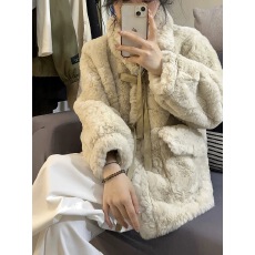 批发高级感超好看羊毛羔外套女冬2024新款皮草中长款宽松夹棉加厚棉服