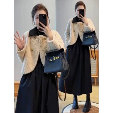 批发翻领高级感小香风短款外套女2024新款小众别致温柔风毛毛减龄上衣