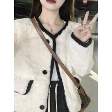 批发皮毛一体羊羔毛短外套女高级感名媛小香风仿兔毛绒环保皮草秋冬季