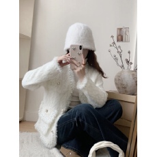 批发秋冬长袖V领小香风流苏<b class='q'>外套</b>秋季新款水<b class='q'>貂绒</b>宽松针织毛衣开衫女