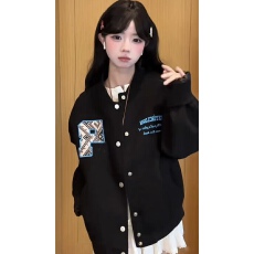 批发国潮牌迷宫格民族风贴布棒球服2025春秋高级感百搭情侣开春外套潮