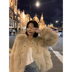 批发环保仿皮草外套女秋冬季宽松加厚毛绒托卡短款加棉加厚小香风上衣