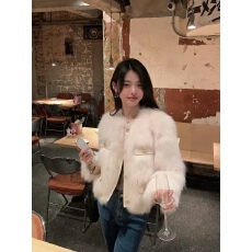 批发法式小香风羊羔毛绒外套女秋冬气质高级感加厚夹棉仿皮草长袖上衣