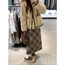 批发新款小香风外套女小个子<b class='q'>秋</b>冬仿羊羔毛皮草加厚皮毛一体外套上衣