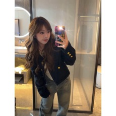 批发小个子香风黑色外套女早初秋2024新款爆款厚高级感设计感短款上衣