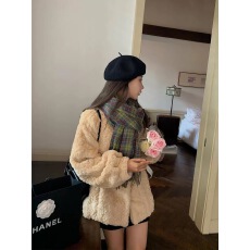 批发奶fufu羊羔毛外套女高级感<b class='q'>秋</b>冬季爆款仿皮草宽松慵懒风毛茸茸上衣