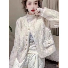 批发洋气皮草外套女<b class='q'>秋</b>冬款显瘦短款时尚保暖水貂毛毛绒貂皮2025年新款