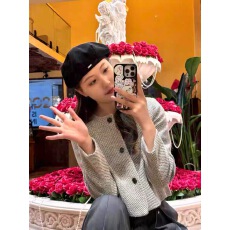 批发复古圆领小香风外套女秋季小个子高级感条纹宽松名媛千金短款上衣