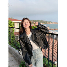 批发欧货翻领短款pu皮外套女2023秋<b class='q'>冬</b>新款高级感机车炸街小个子皮夹克