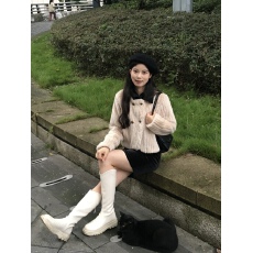 批发翻领高级感小香风<b class='q'>短款</b>外套女2024新款小众别致温柔风毛毛减龄上衣